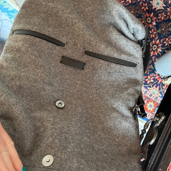 Back pack - Picture 13 of 16